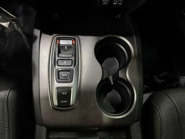 Honda Passport photo 26