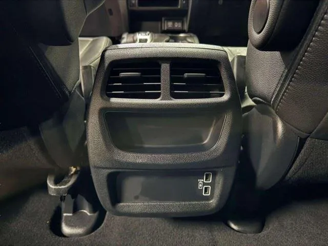 Honda Passport photo 33