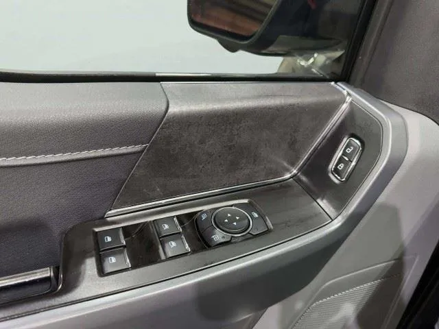 Ford F-150 photo 29