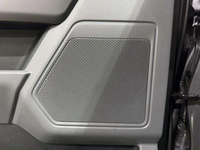 Ford F-150 photo 30