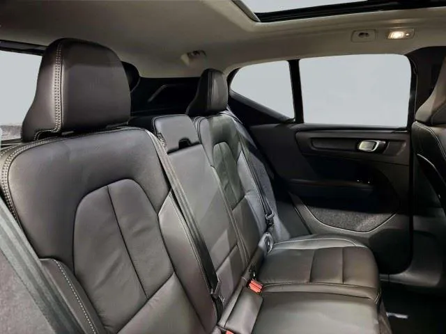 2023 Volvo XC40 Plus - Photo 52