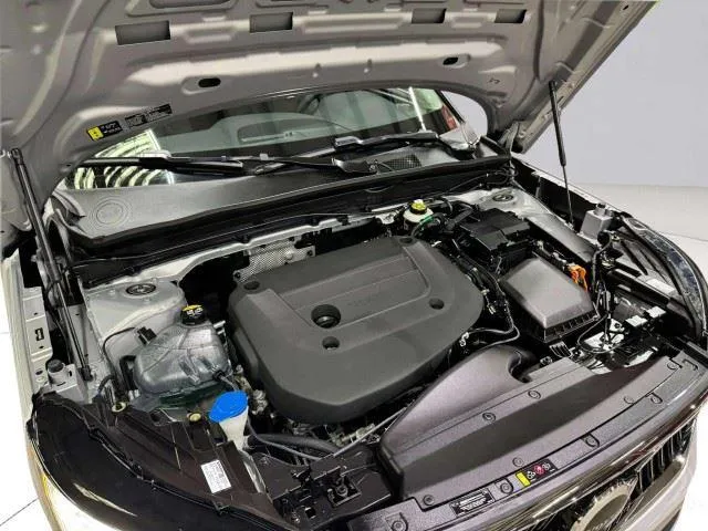 2023 Volvo XC40 Plus - Photo 57