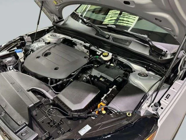 2023 Volvo XC40 Plus - Photo 58