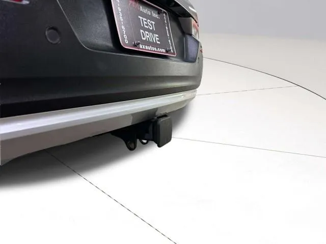 2023 Volvo XC40 Plus - Photo 23