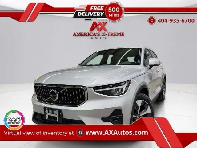 2023 Volvo XC40 Plus - Photo 1
