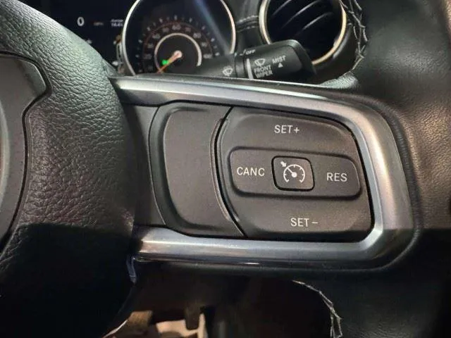 Jeep Gladiator photo 21