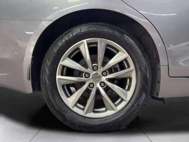 Infiniti Q50 photo 63