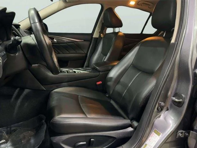 Infiniti Q50 photo 26