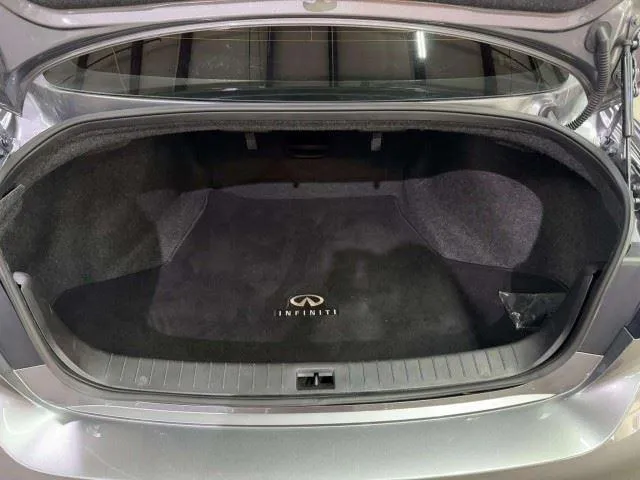 Infiniti Q50 photo 34