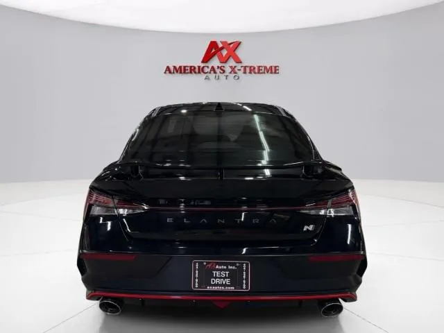 Hyundai Elantra N photo 6
