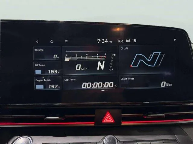 Hyundai Elantra N photo 24
