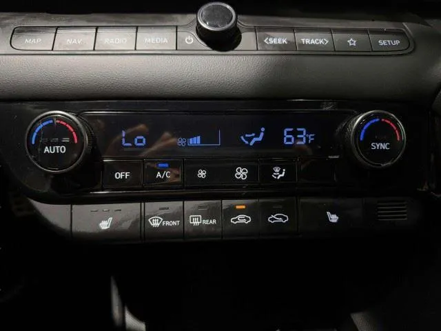Hyundai Elantra N photo 26