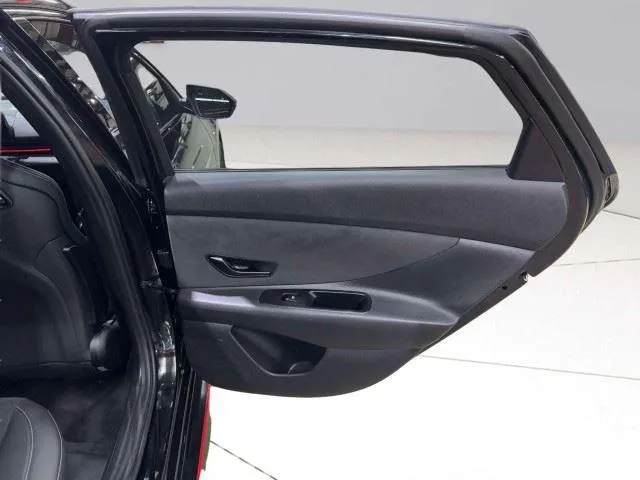 Hyundai Elantra N photo 41