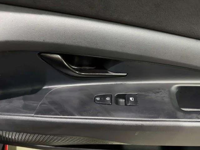 Hyundai Elantra N photo 47