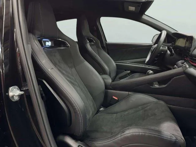 Hyundai Elantra N photo 49