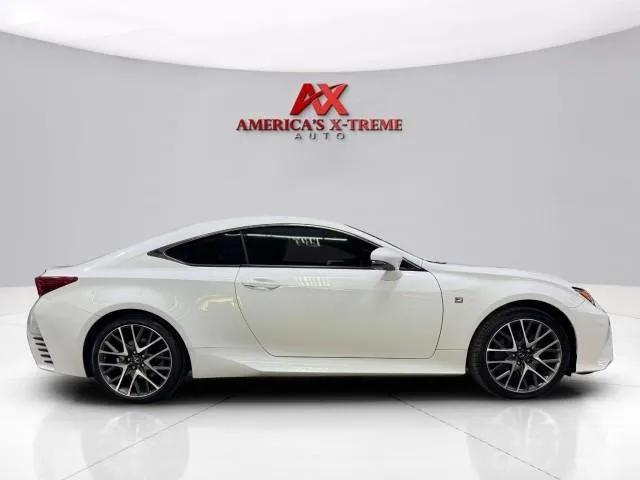 Lexus RC photo 8