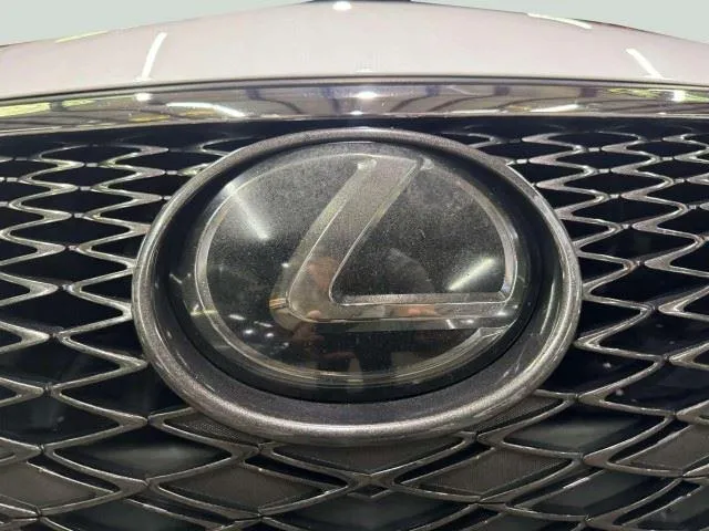 Lexus RC photo 17