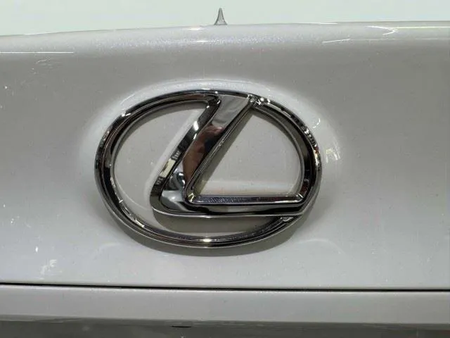 Lexus RC photo 20