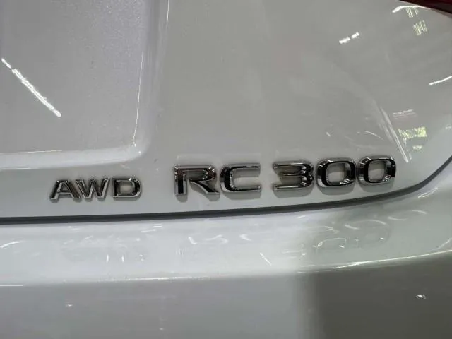 Lexus RC photo 22