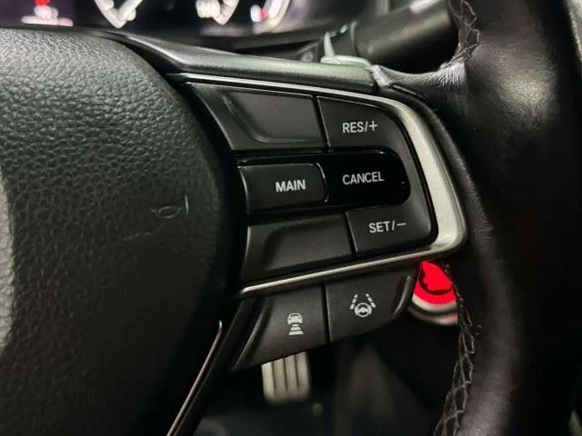 Honda Accord photo 18