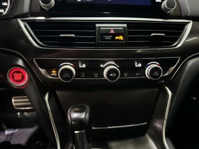 Honda Accord photo 22