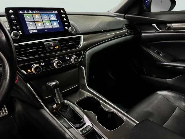 Honda Accord photo 23