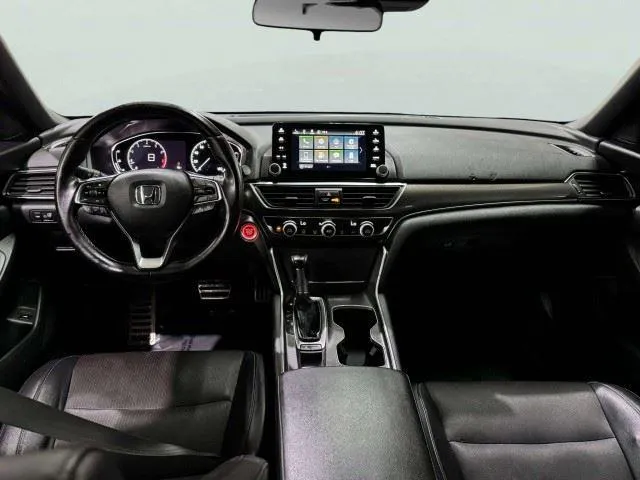 Honda Accord photo 29