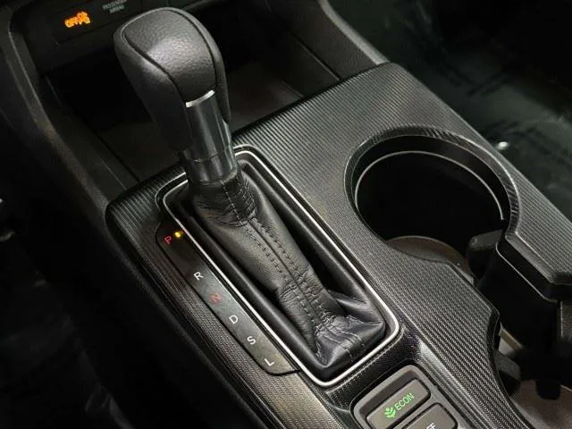 Honda Civic photo 30