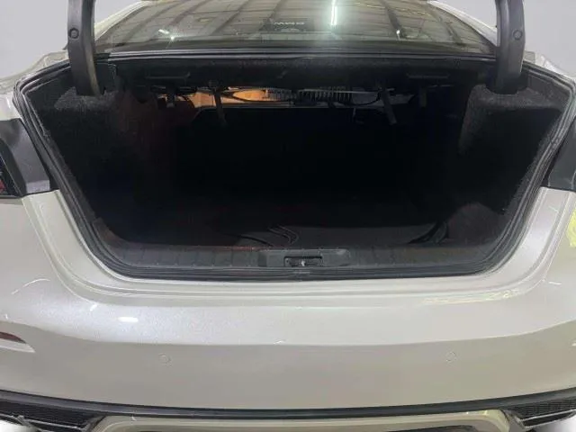 Nissan Maxima photo 33