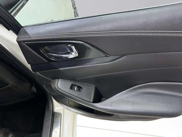 Nissan Maxima photo 35