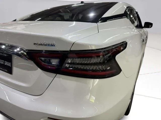 Nissan Maxima photo 12