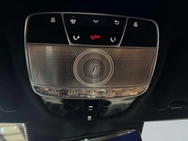 Mercedes-Benz S-Class photo 31