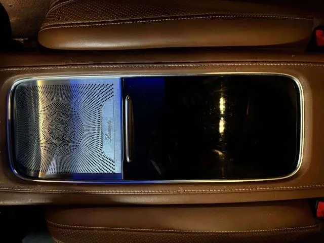 Mercedes-Benz S-Class photo 35