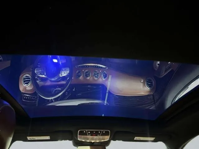 Mercedes-Benz S-Class photo 37