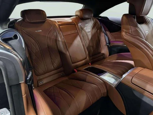 Mercedes-Benz S-Class photo 39