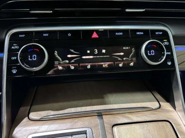 Genesis GV80 photo 28