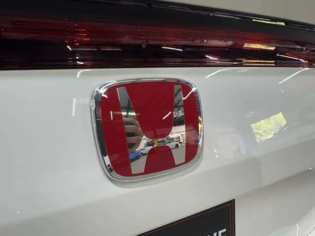 Honda Civic photo 15