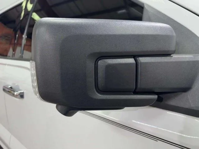 Ford F-150 photo 16