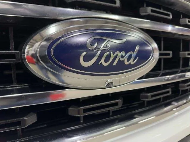 Ford F-150 photo 18