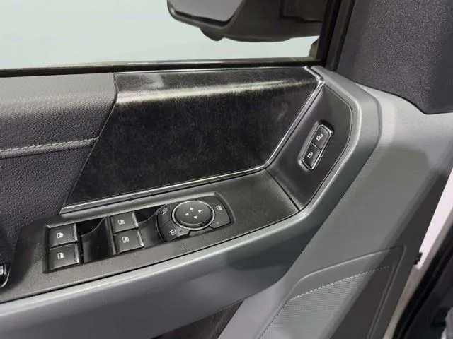 Ford F-150 photo 31