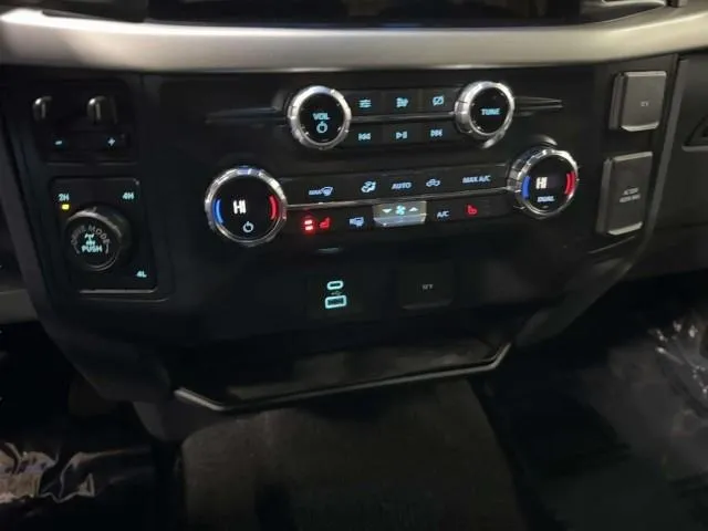Ford F-150 photo 42