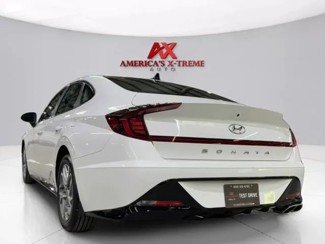 Hyundai Sonata photo 6
