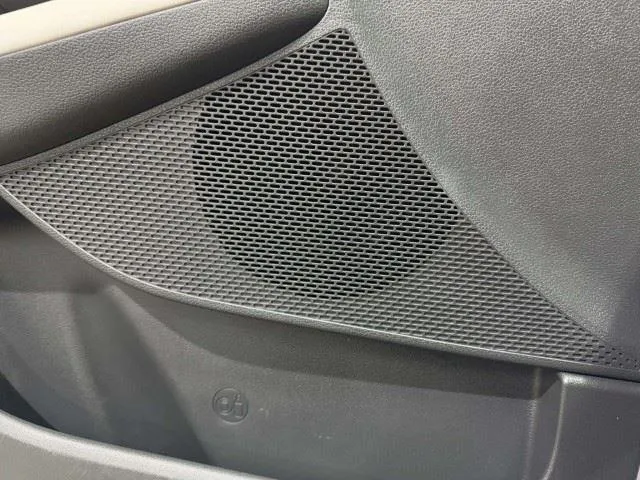 Hyundai Sonata photo 16