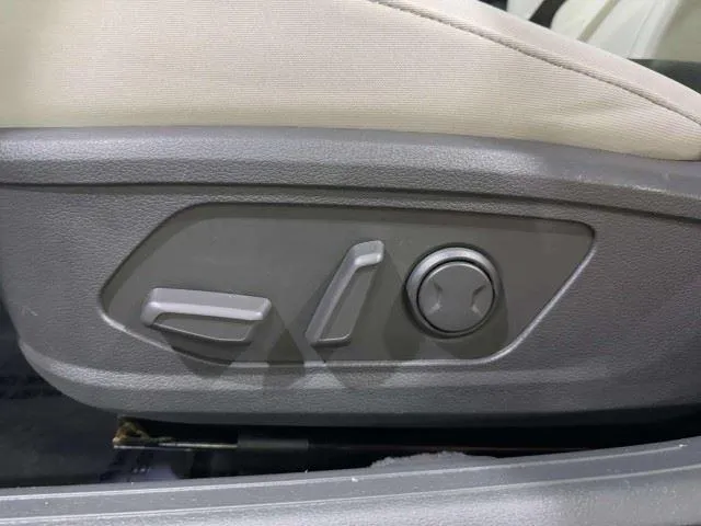 Hyundai Sonata photo 21