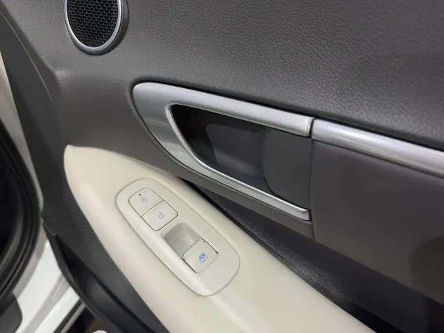 Hyundai Sonata photo 49