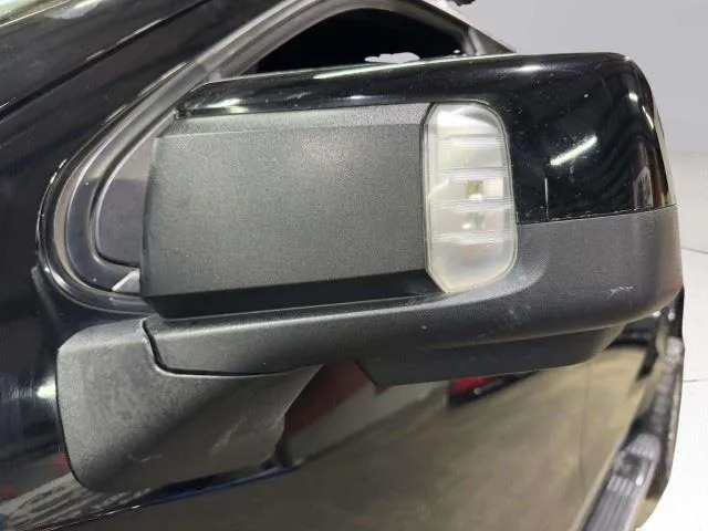 Chevrolet Silverado photo 15