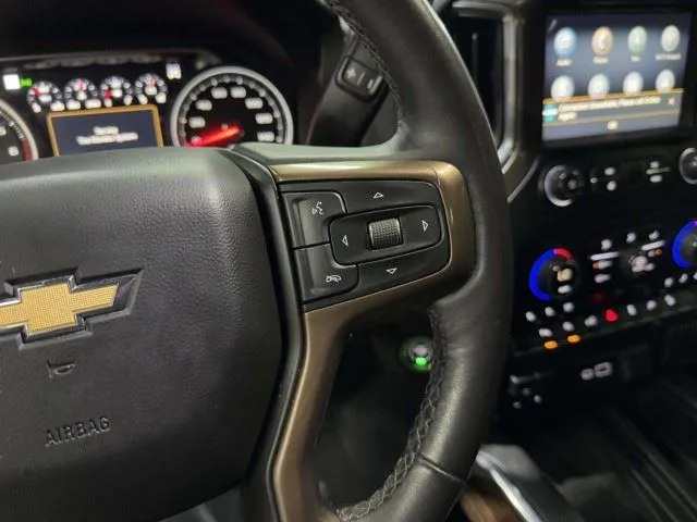 Chevrolet Silverado photo 31