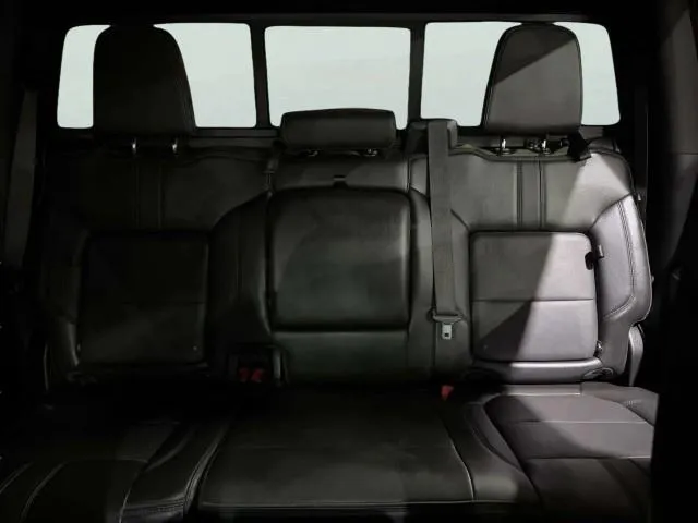 Chevrolet Silverado photo 44