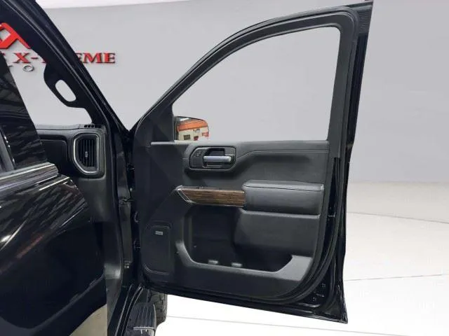 Chevrolet Silverado photo 49