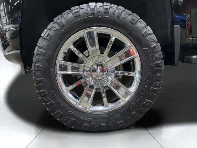 Chevrolet Silverado photo 55